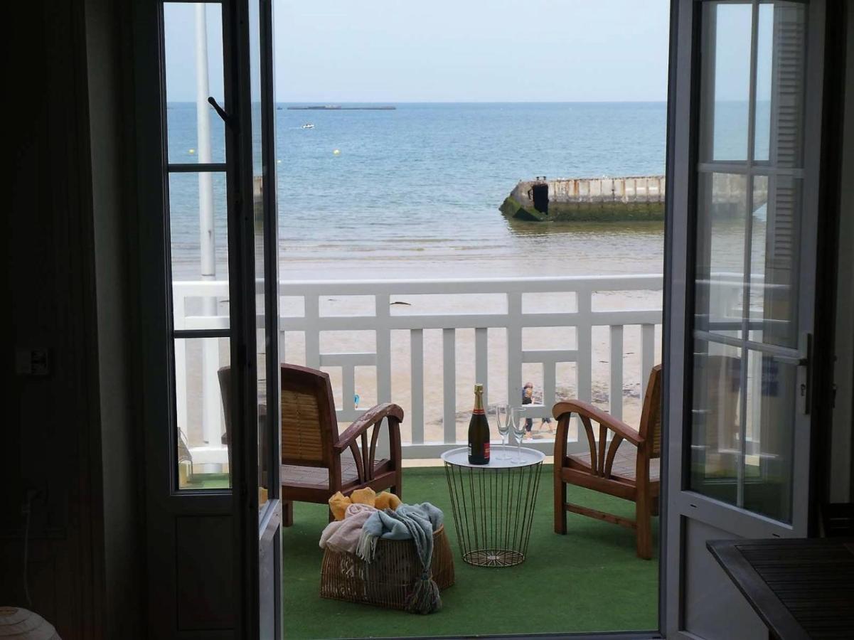ארומנש-לה-באינס Appartement De Standing - Avec Terrasse Et Vue Mer מראה חיצוני תמונה